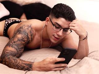 Mike montoya01