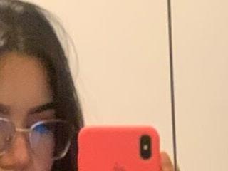 nicoleevega 