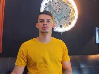 Damian Oliver