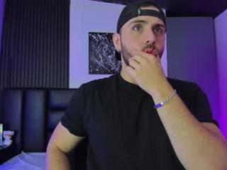 Maximo Wolf